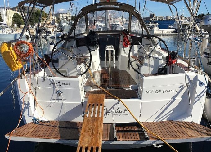 Jeanneau Sun Odyssey 389 Ace of Spades
