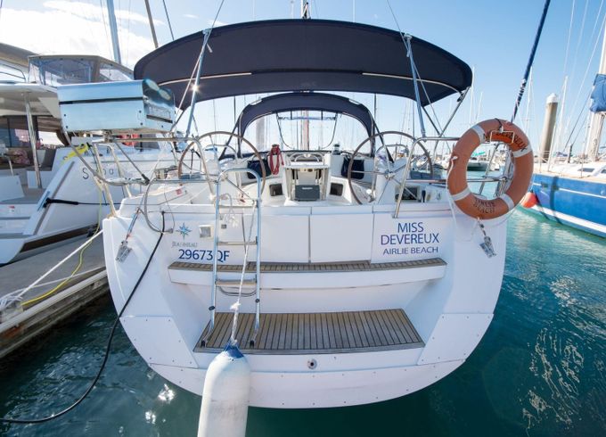 Jeanneau Sun Odyssey 44i Miss Devereux