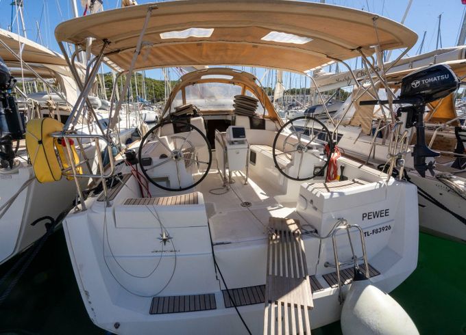 Jeanneau Sun Odyssey 389 Pewee