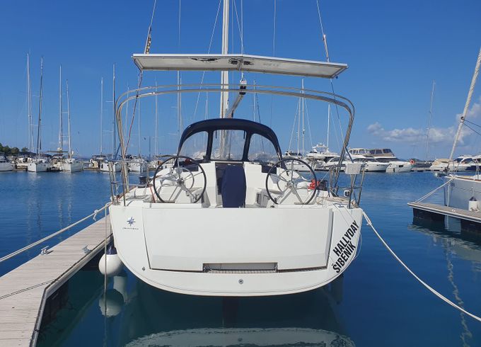 Jeanneau Sun Odyssey 449 Hallyday