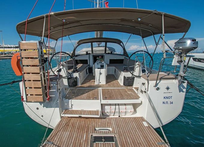 Jeanneau Sun Odyssey 490 Knot