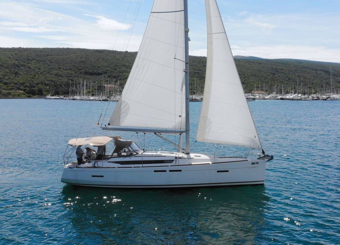 Jeanneau Sun Odyssey 419 Happy Welcome