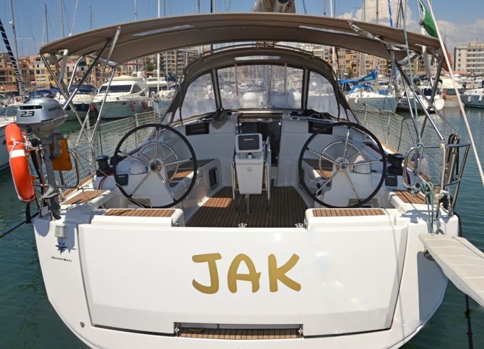 Jeanneau Sun Odyssey 449 Jak