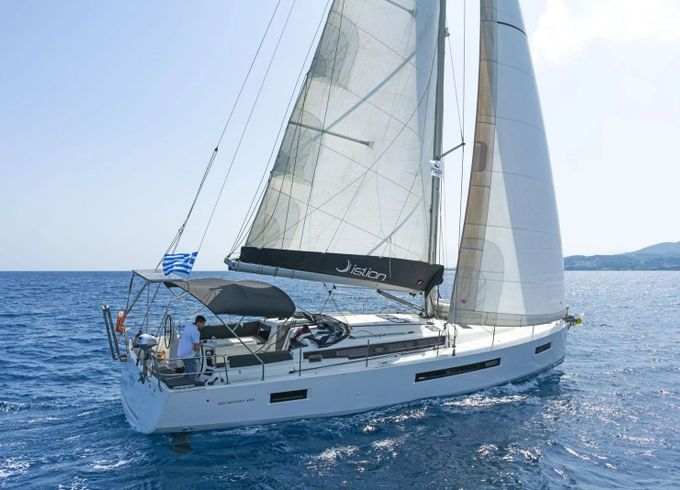 Jeanneau Sun Odyssey 490 Goldfish