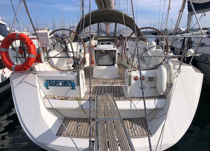 Jeanneau Sun Odyssey 49 Easy Way