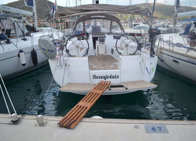 Jeanneau Sun Odyssey 449 Beaujolais
