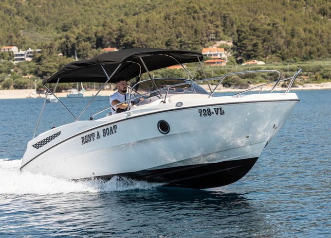 Karnic 602 Speedboat