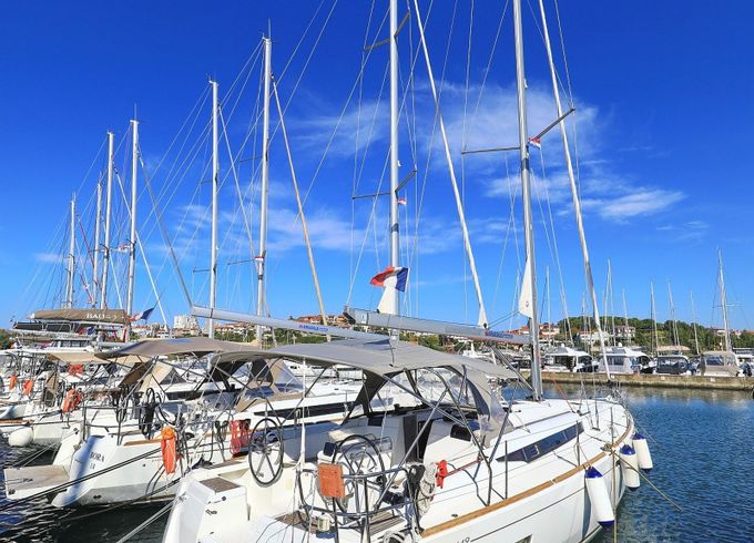 Jeanneau Sun Odyssey 449 Canne Bleu