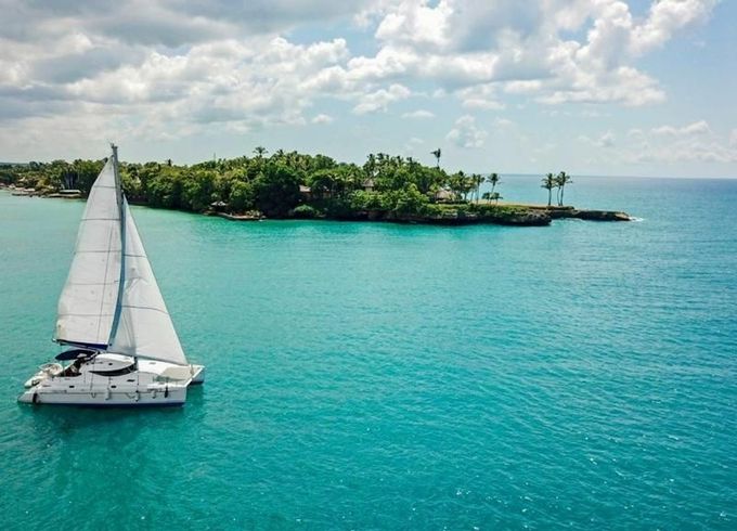 Lagoon 380 Happy Wind