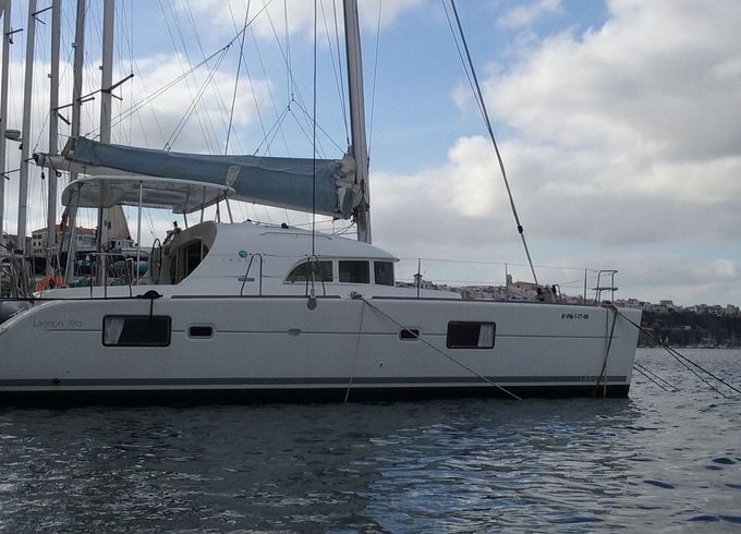 Lagoon 380 S2 Buda Dreams