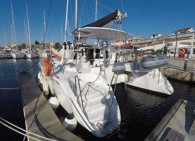 Lagoon 380 S2 Grey Pearl