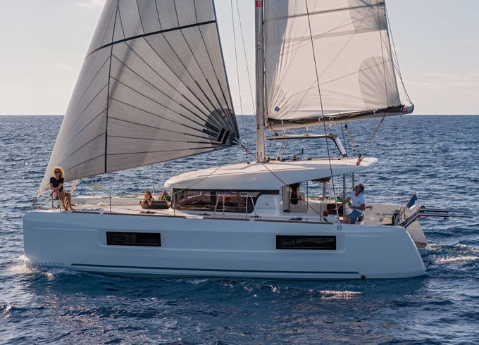 Lagoon 40 Aldabra