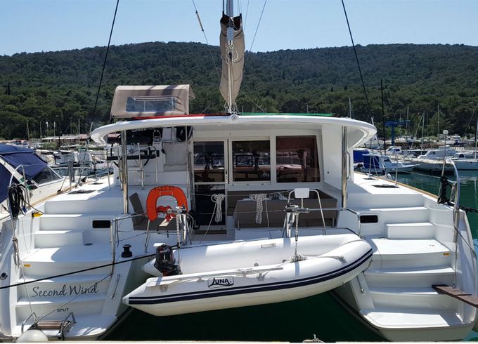 Lagoon 400 S2 Second Wind