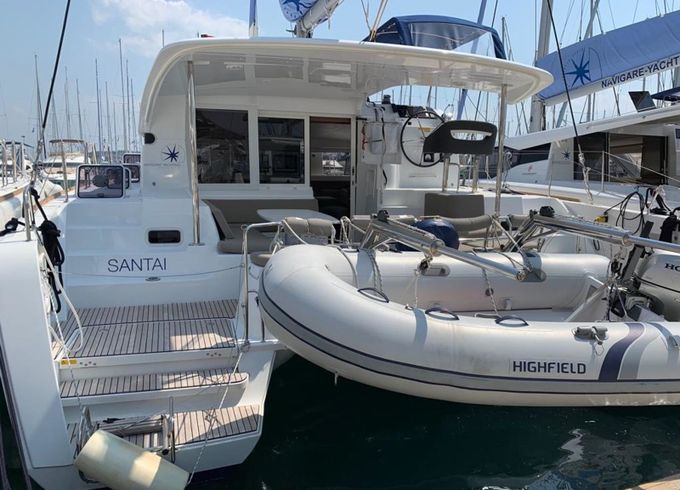 Lagoon 40 Santai