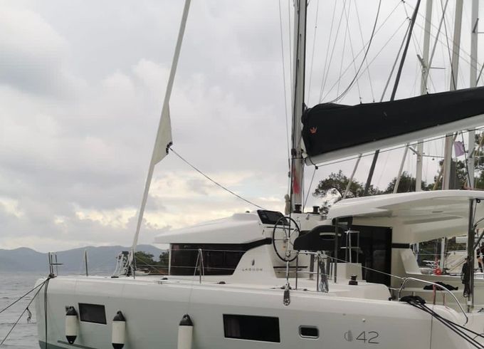 Lagoon 42 Ayza 1