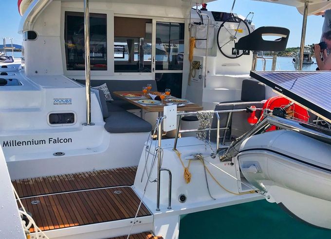Lagoon 40 Millennium Falcon