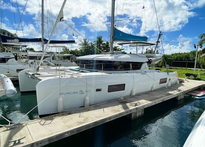 Lagoon 42 Balancing Act