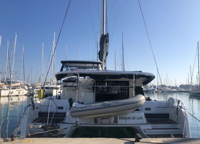 Lagoon 42 Dream of Life