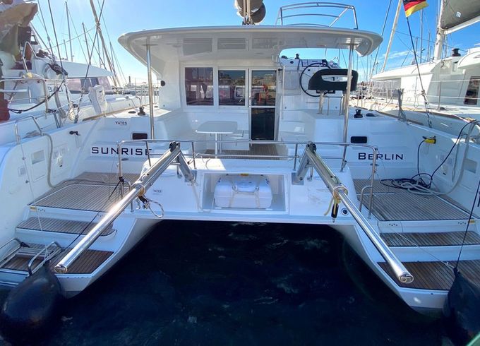 Lagoon 40 Sunrise