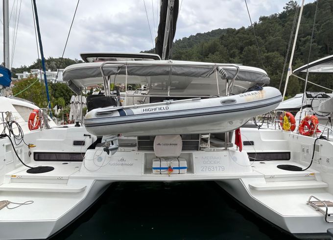 Lagoon 42 Meraki