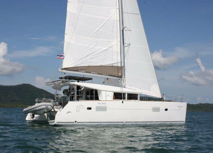 Lagoon 400 S2 Toy Boy