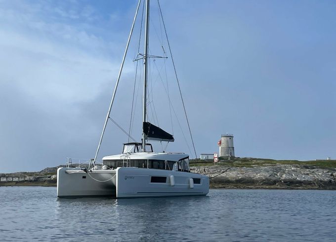 Lagoon 40 Arctic Charm