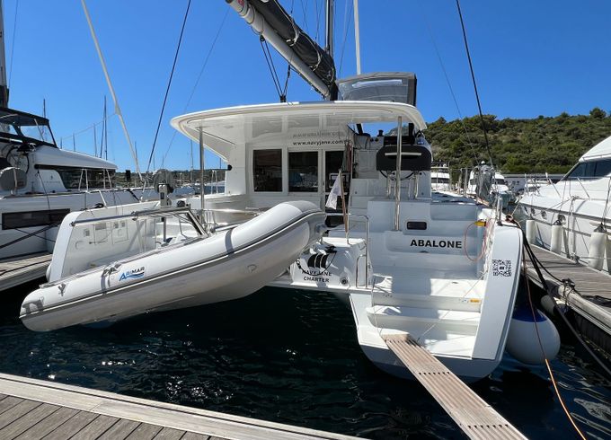 Lagoon 40 Abalone