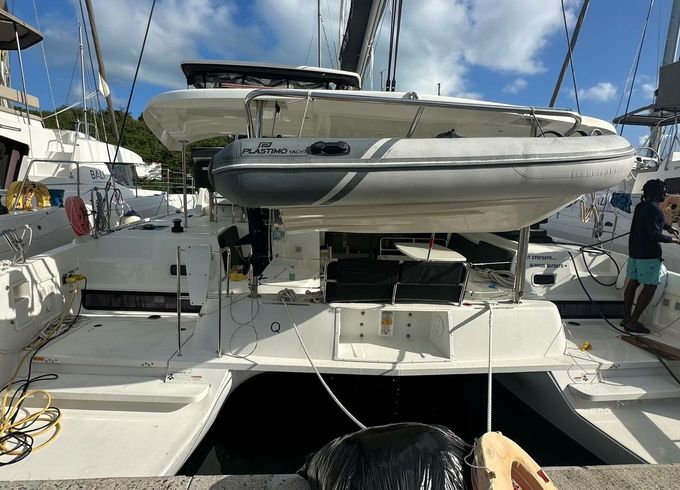 Lagoon 42 Q