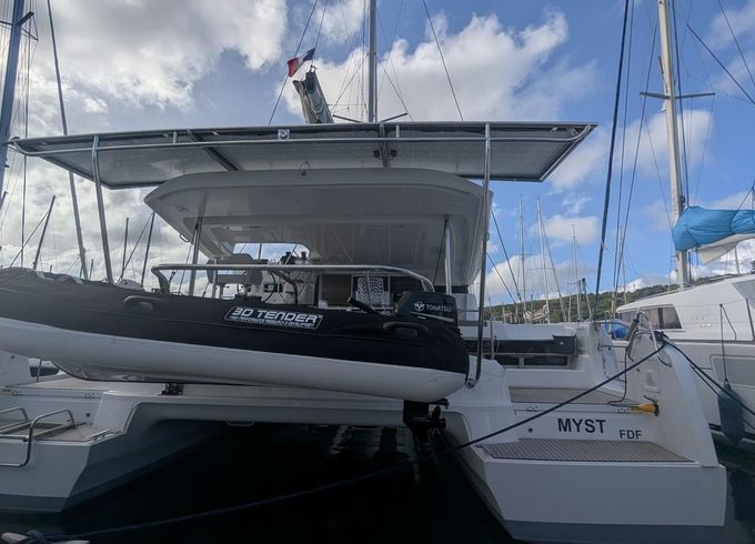 Lagoon 43 Myst