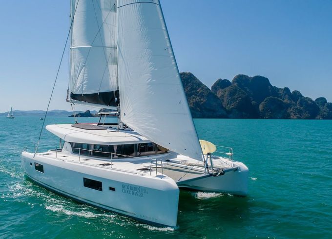 Lagoon 42 Cloud Dancer