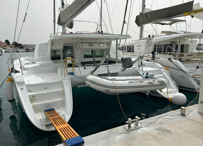 Lagoon 440 Manatee