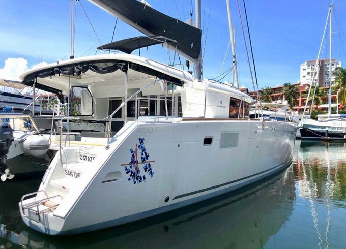 Lagoon 450 F Catatonic
