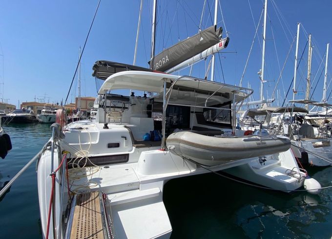Lagoon 42 Aurora