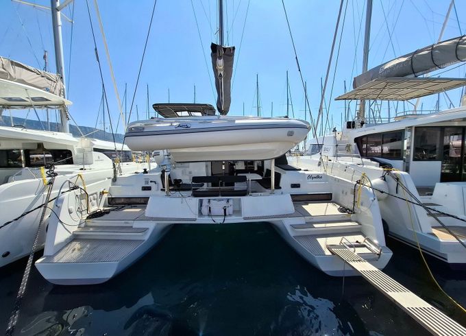 Lagoon 42 Olyntha