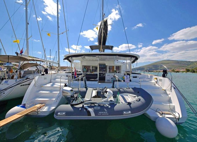 Lagoon 450 F Reggae Point