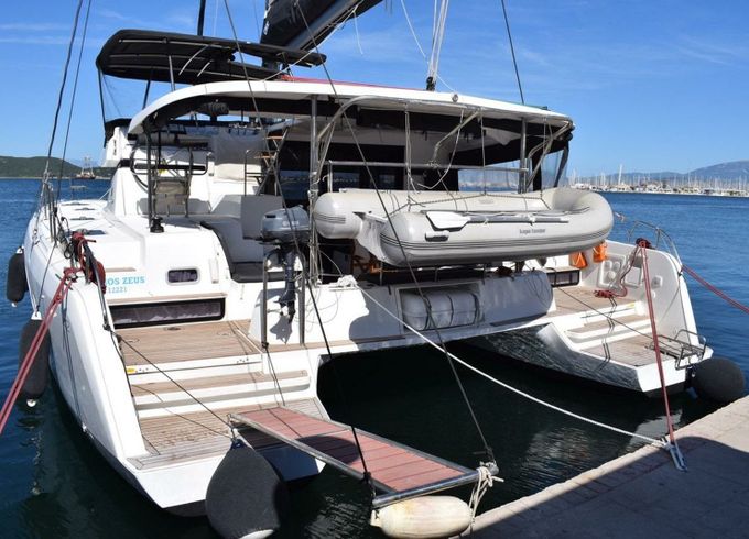 Lagoon 42 Olympios Zeus