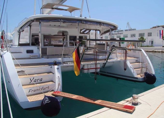 Lagoon 450 F Yara