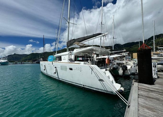 Lagoon 450 F Zil Seashell