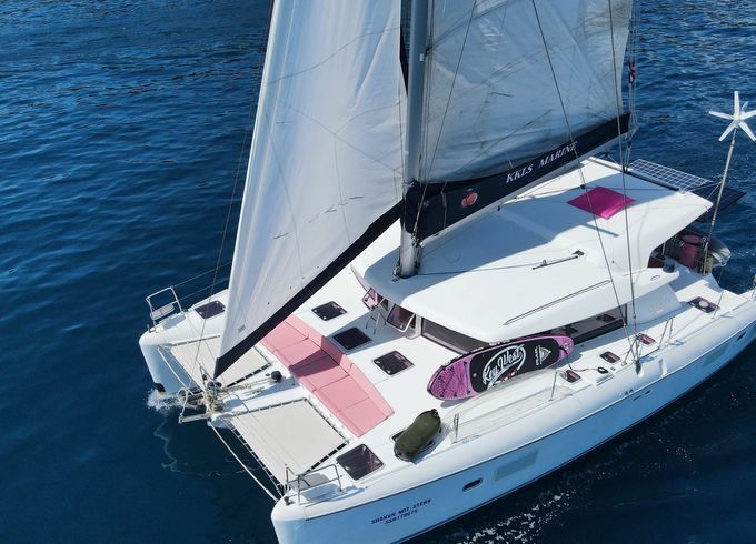 Lagoon 421 Peach