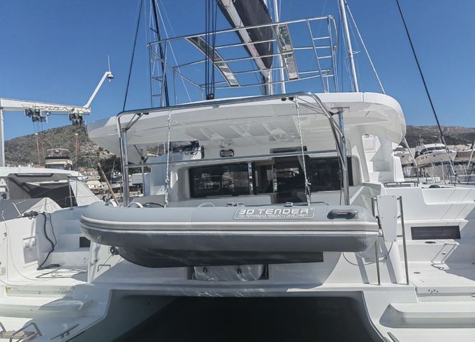 Lagoon 46 Galeb
