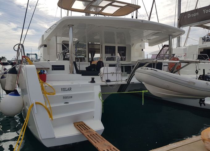 Lagoon 52 F Velar