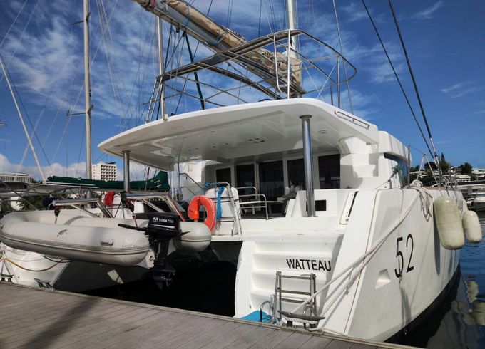 Lagoon 52 F Watteau