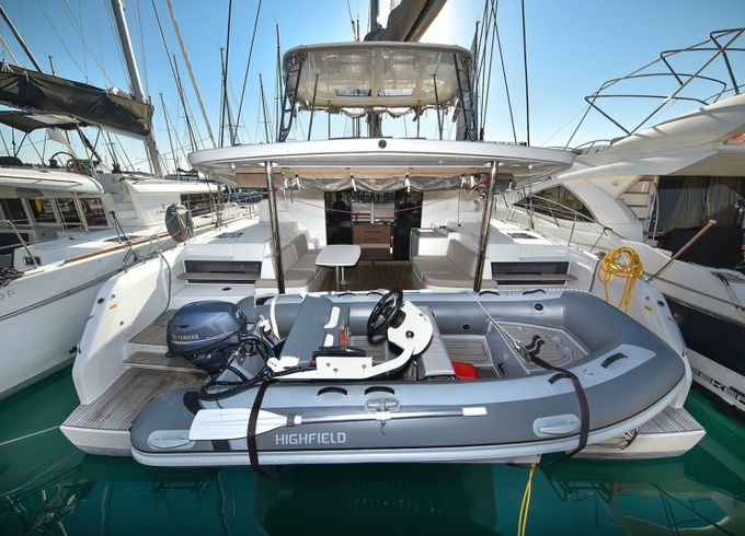 Lagoon 50 Lux