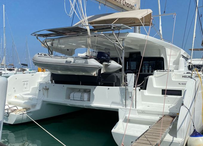 Lagoon 46 Helm