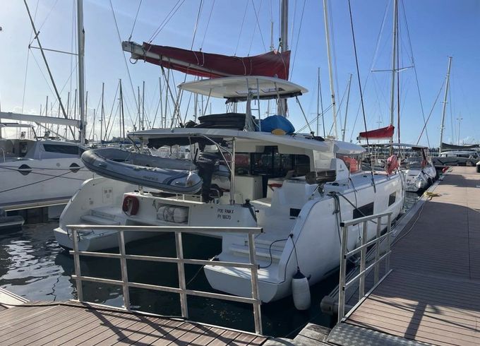 Lagoon 46 Poe Rava