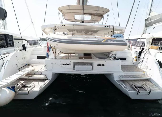 Lagoon 46 Spezielli