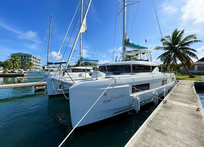 Lagoon 46 Escape Artist