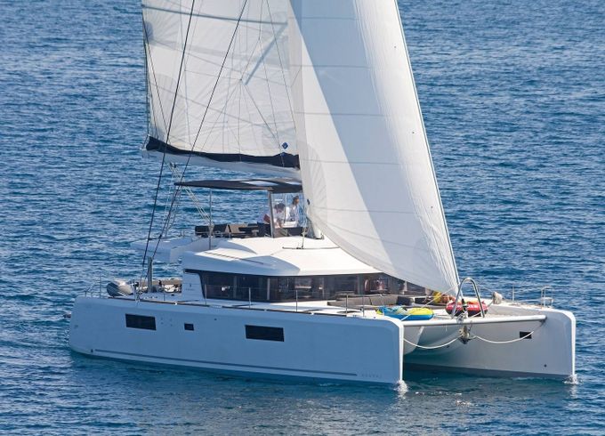 Lagoon 52 F Summer Star