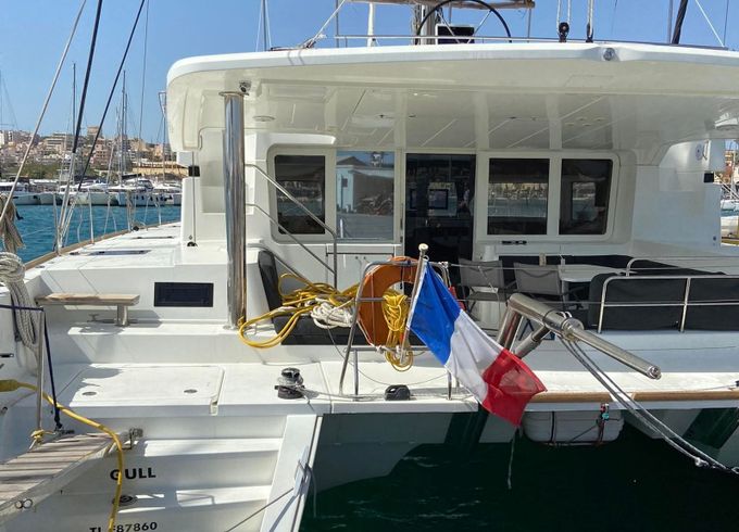 Lagoon 52 F Gull