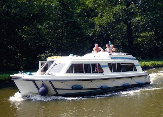 Le Boat Cirrus B Budget 23
